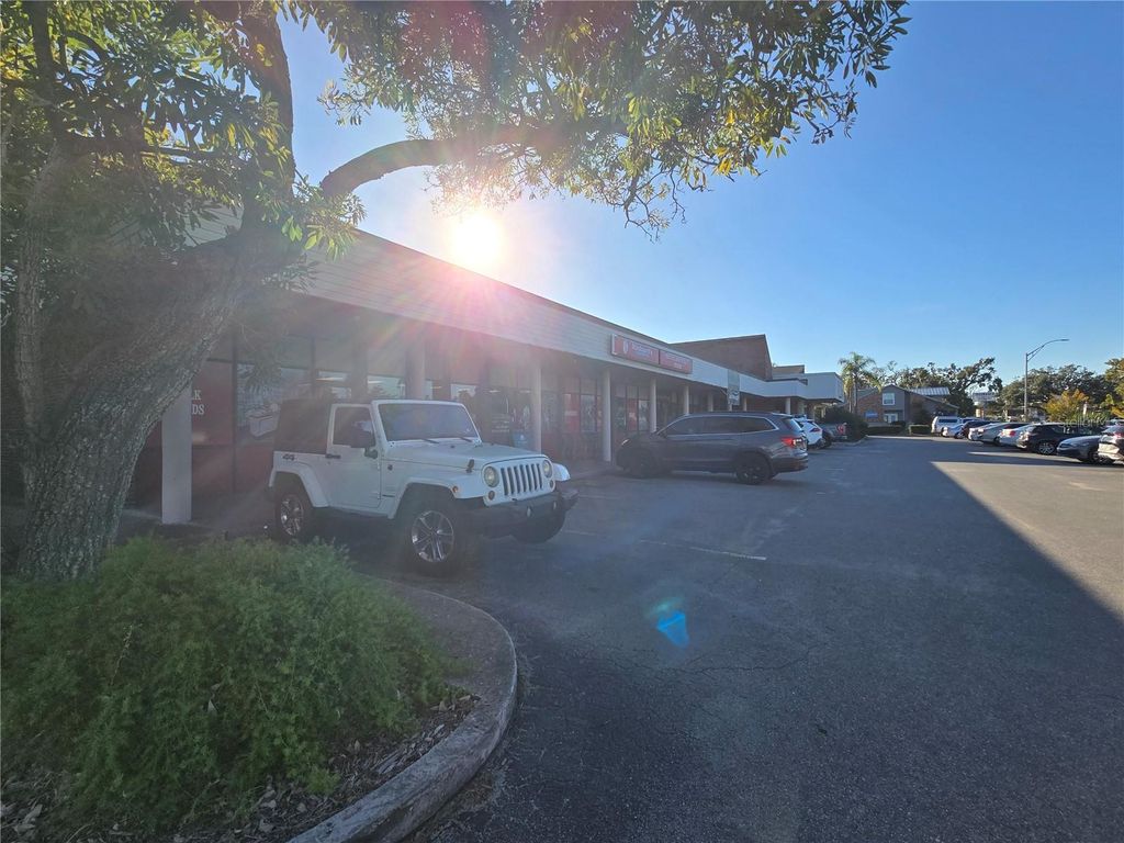 Photo of 2601 Manatee Avenue W, Bradenton, FL 34205 (MLS # TB8456833)