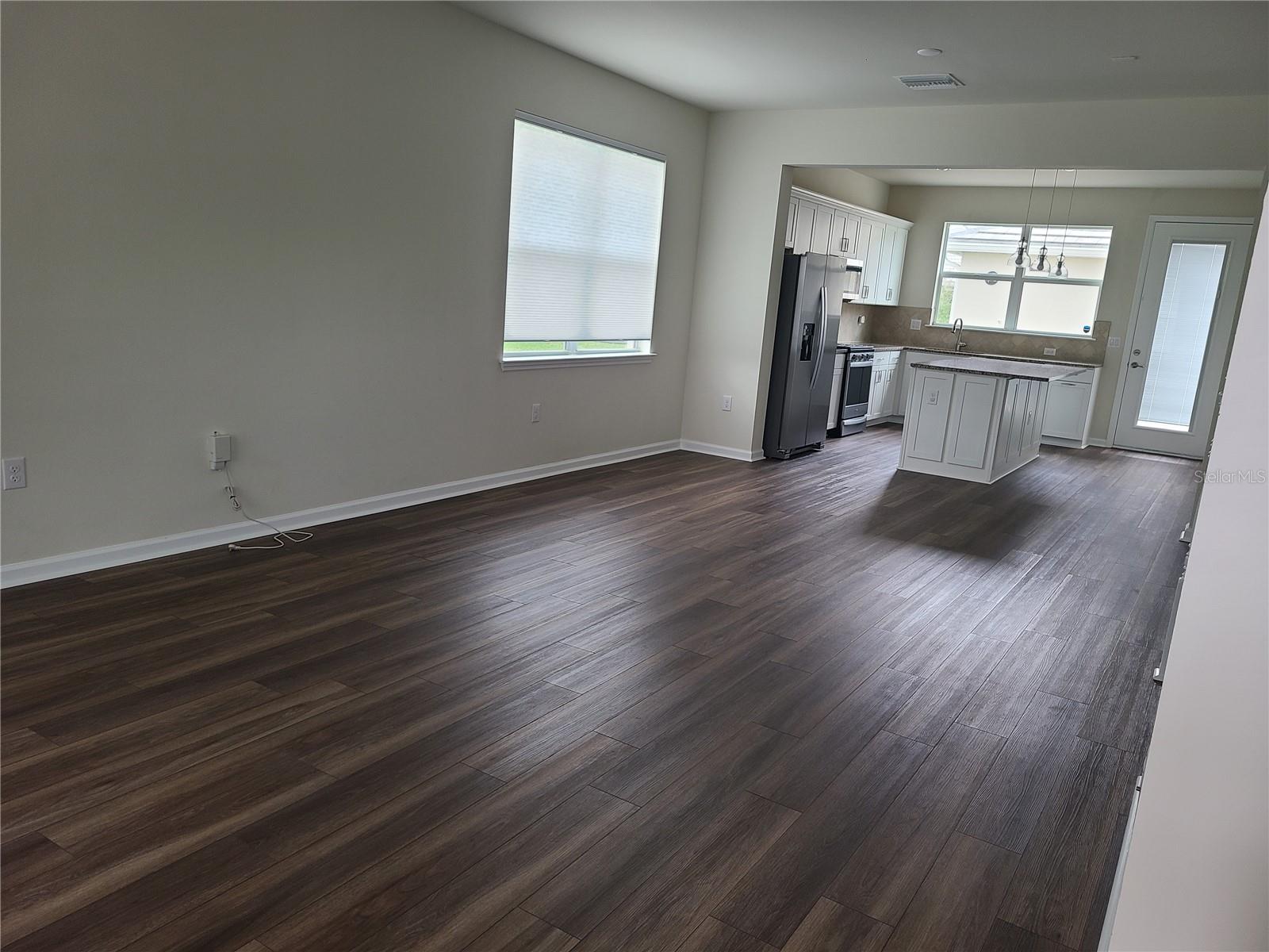 MALLORY PARK PH II SUBPH C & D - Residential Lease