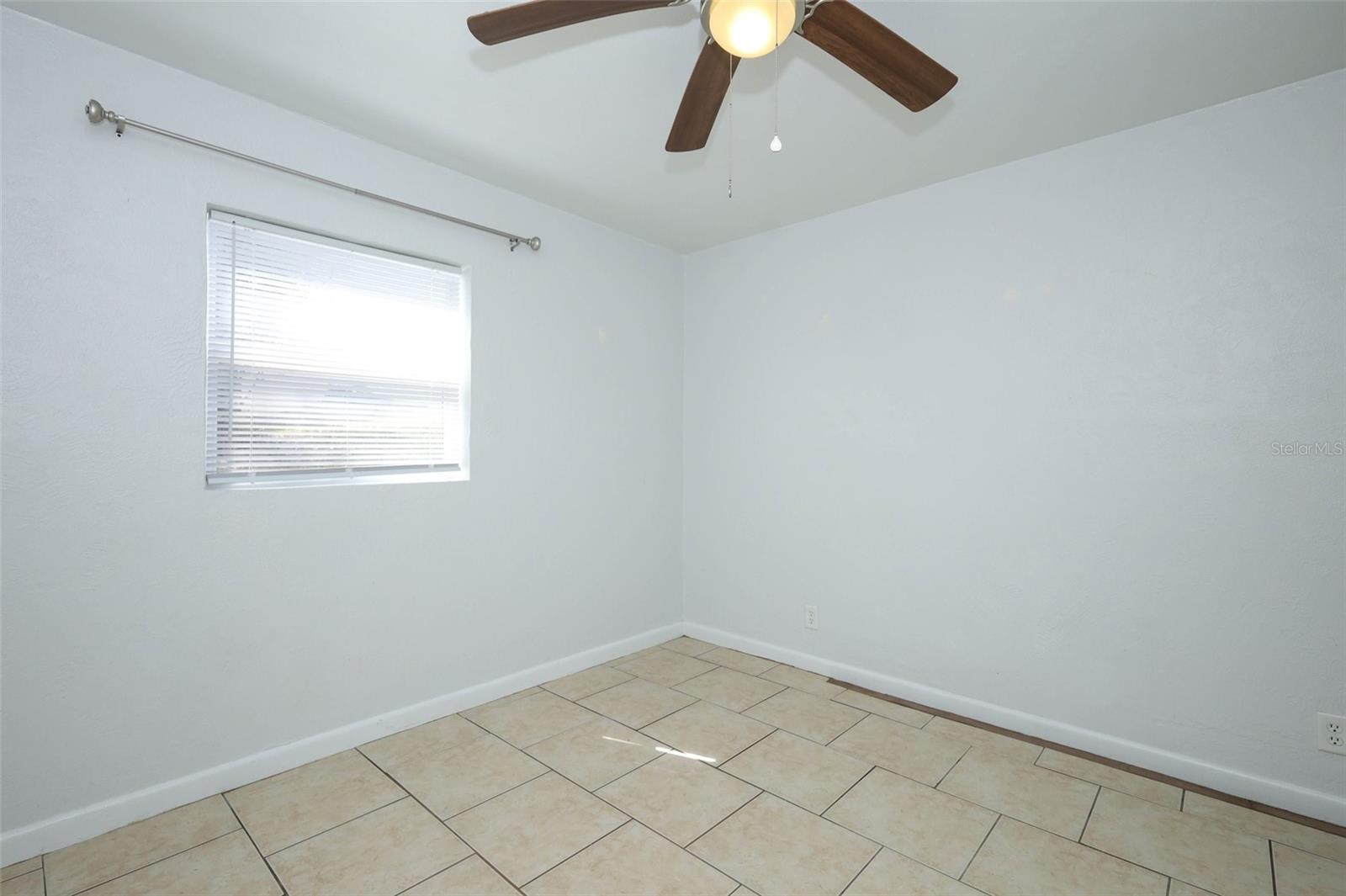 CLERMONT SUNNYSIDE UNIT - Residential Income