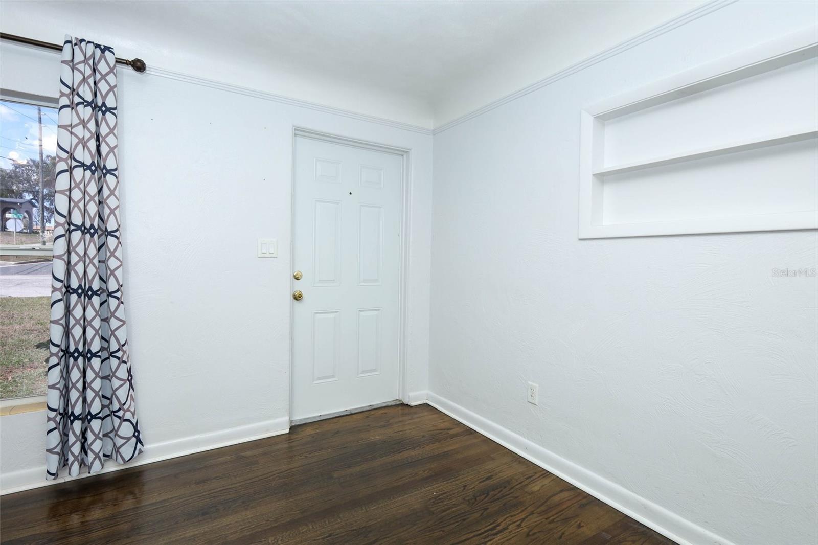 CLERMONT SUNNYSIDE UNIT - Residential Income