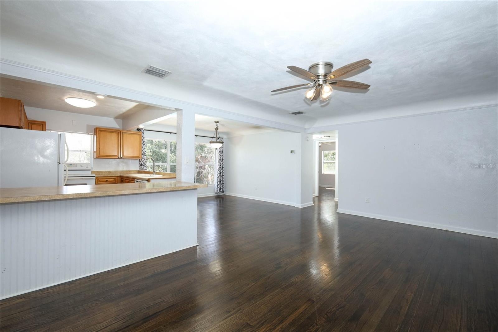 CLERMONT SUNNYSIDE UNIT - Residential Income