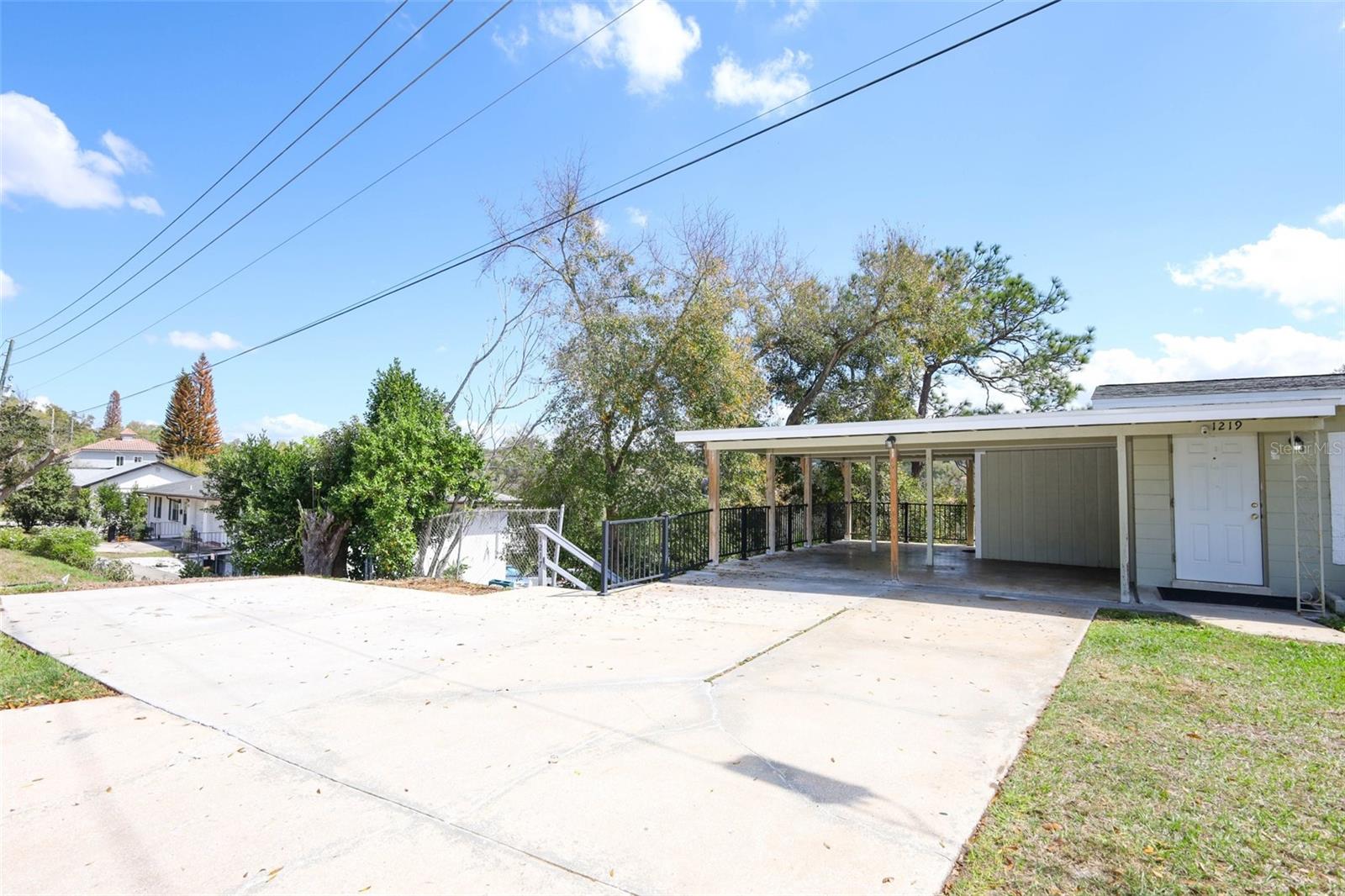 CLERMONT SUNNYSIDE UNIT - Residential Income