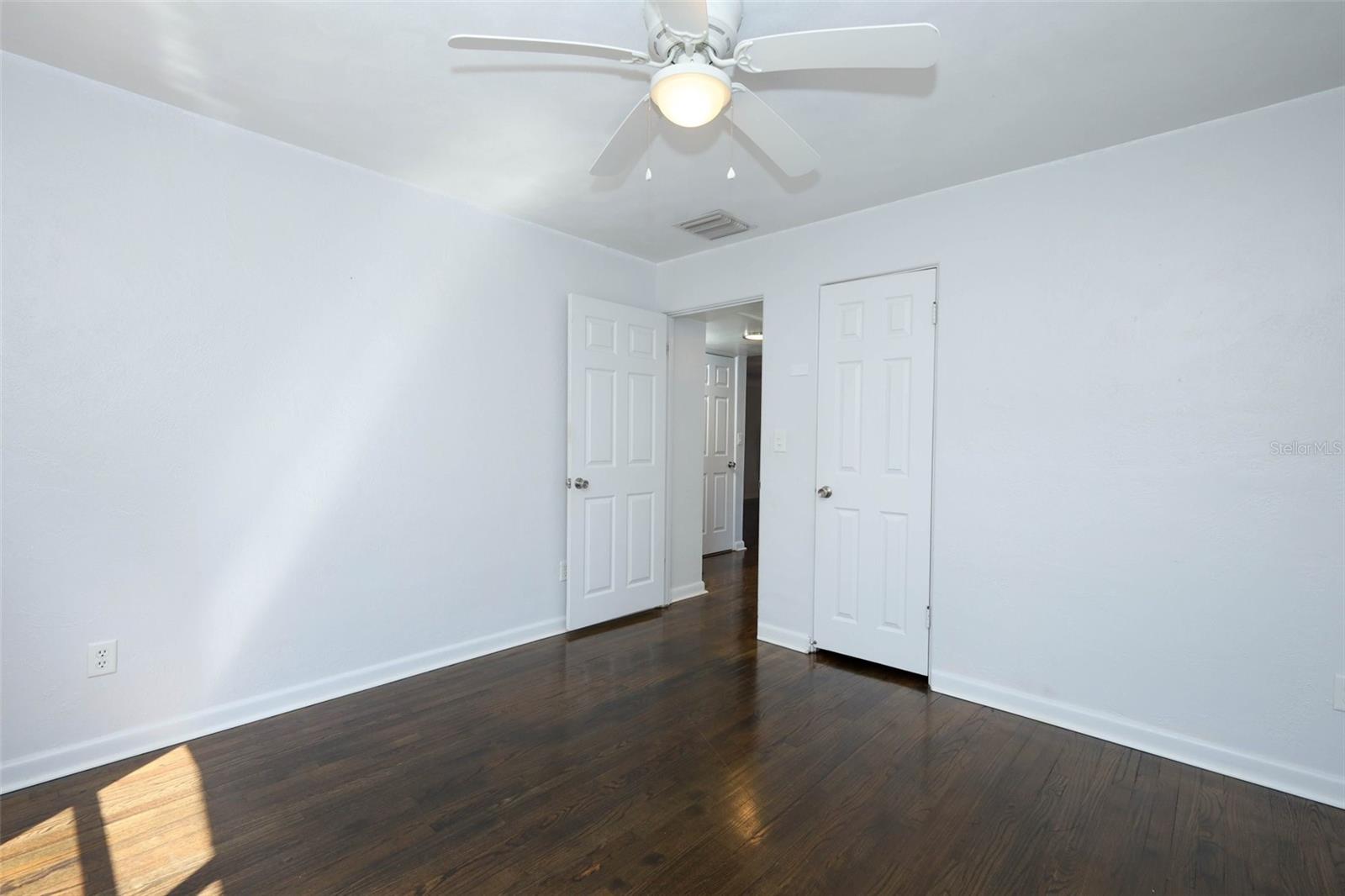 CLERMONT SUNNYSIDE UNIT - Residential Income