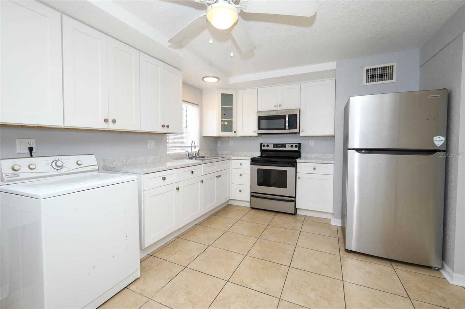 CLERMONT SUNNYSIDE UNIT - Residential Income