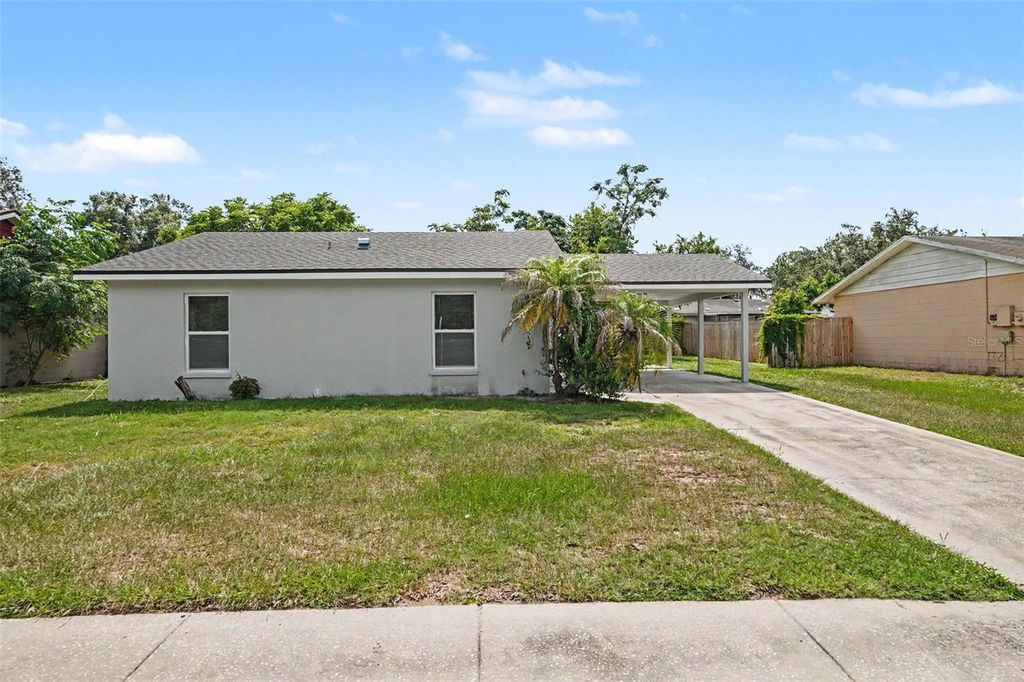 Photo of 1224 Oak Valley Drive, Seffner, FL 33584 (MLS # O6419867)