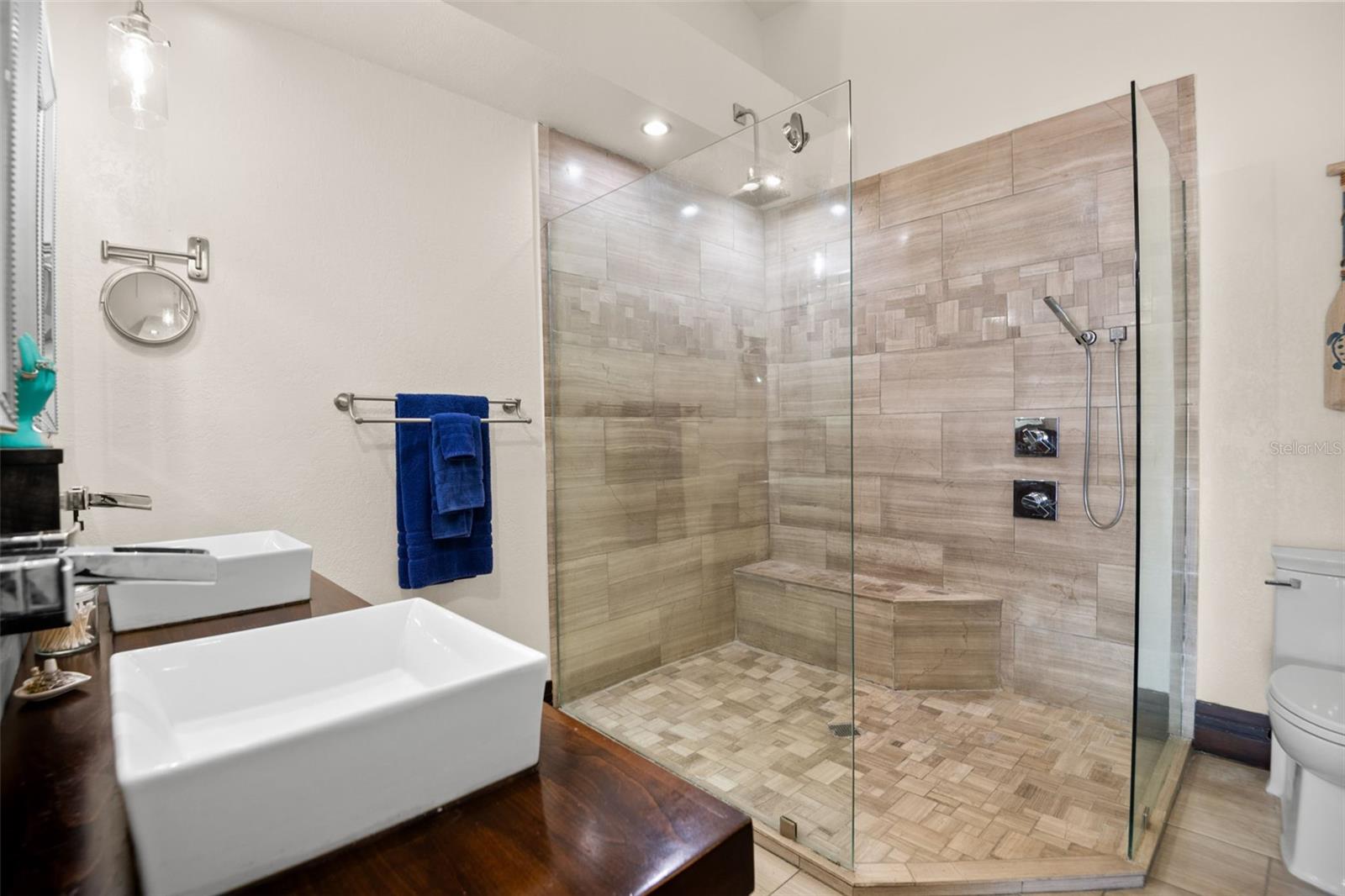 CAPRI HARBOR CONDO - Residential