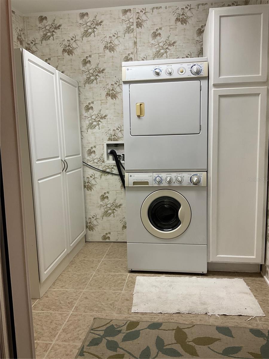 TAYLOR CRK ISLES SEC 03 - Residential