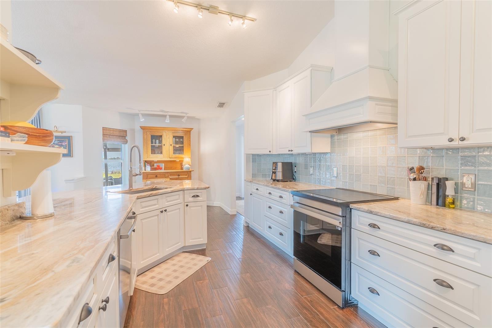 WEST CANNON TERRACE - Residential