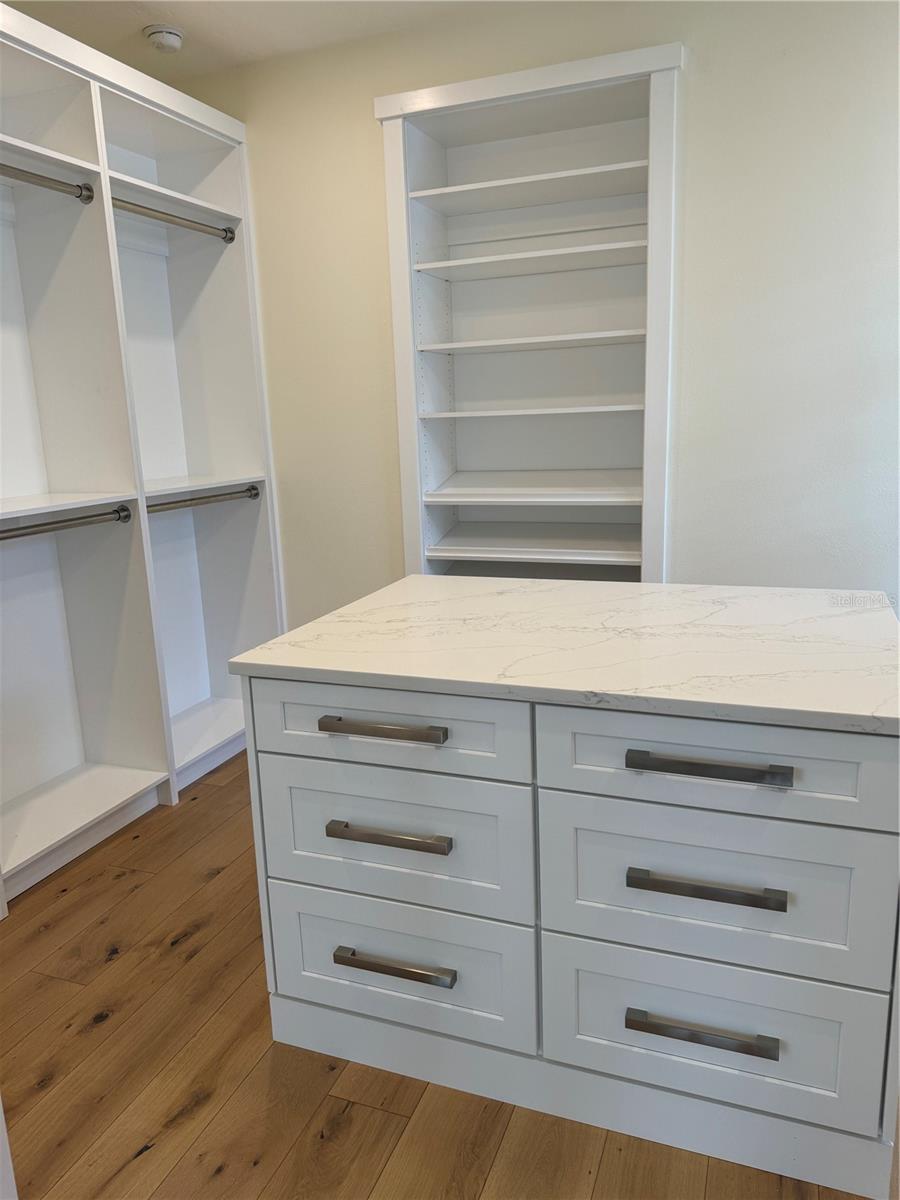 MCINTYRE WILSON & POTTERS - Residential