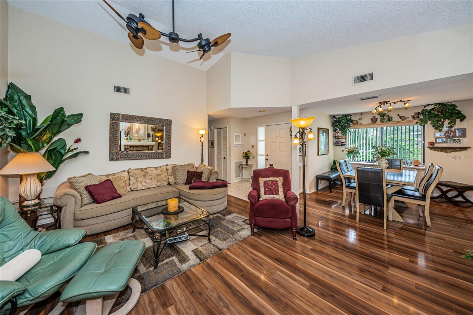LANDMARK OAKS CONDO - Residential