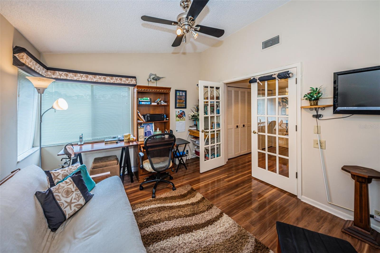 LANDMARK OAKS CONDO - Residential