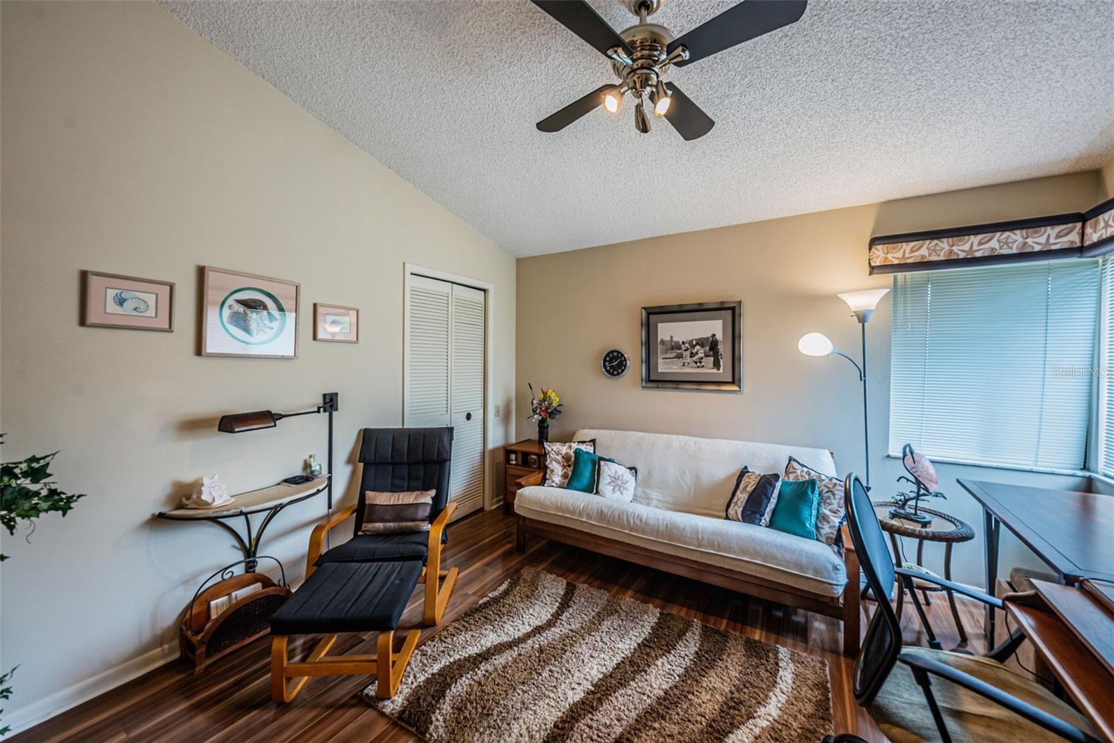 LANDMARK OAKS CONDO - Residential