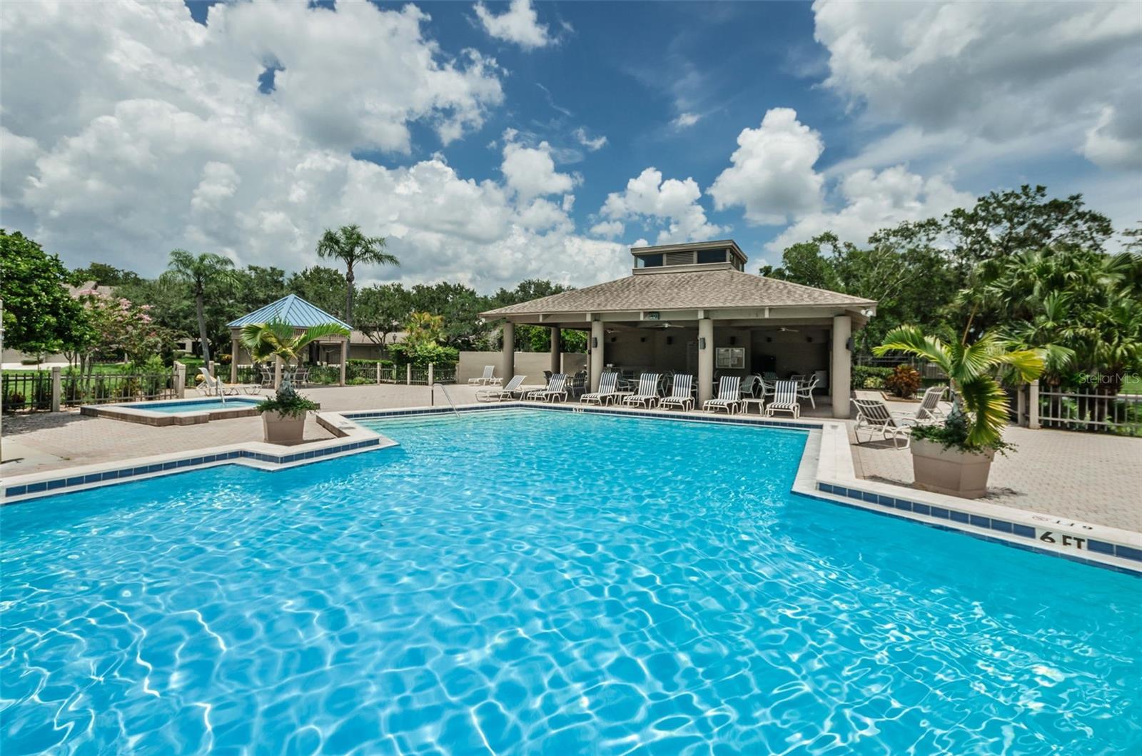 LANDMARK OAKS CONDO - Residential