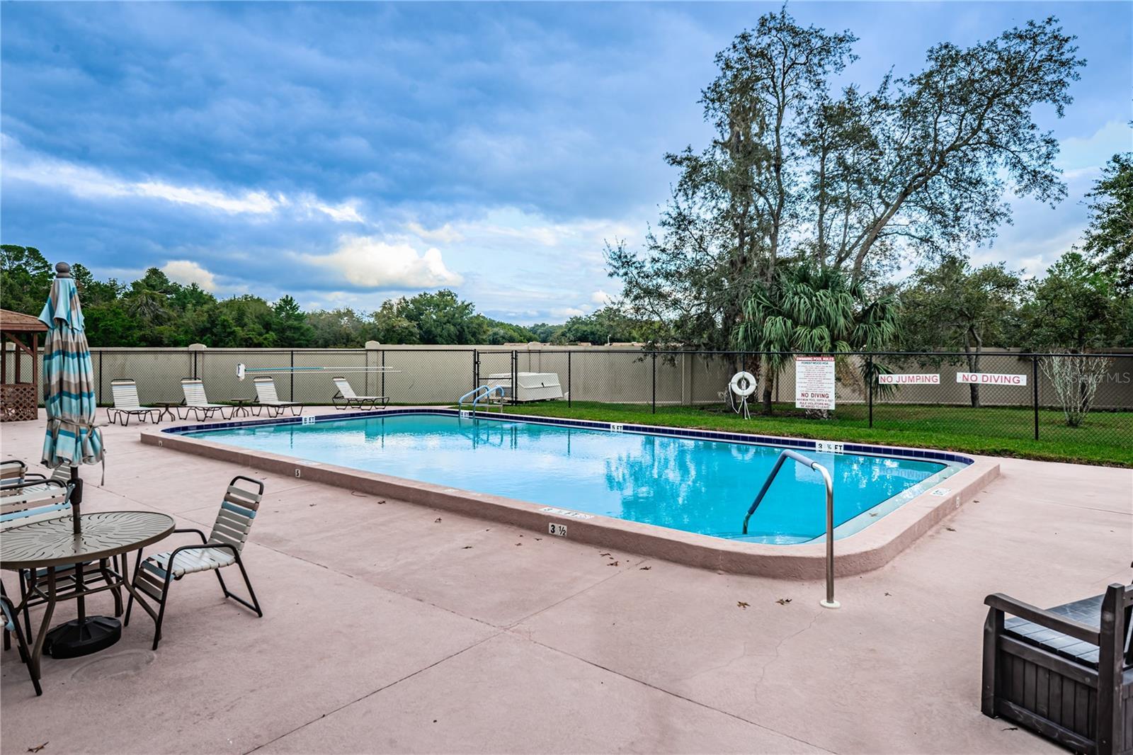 FORESTWOOD - Residential