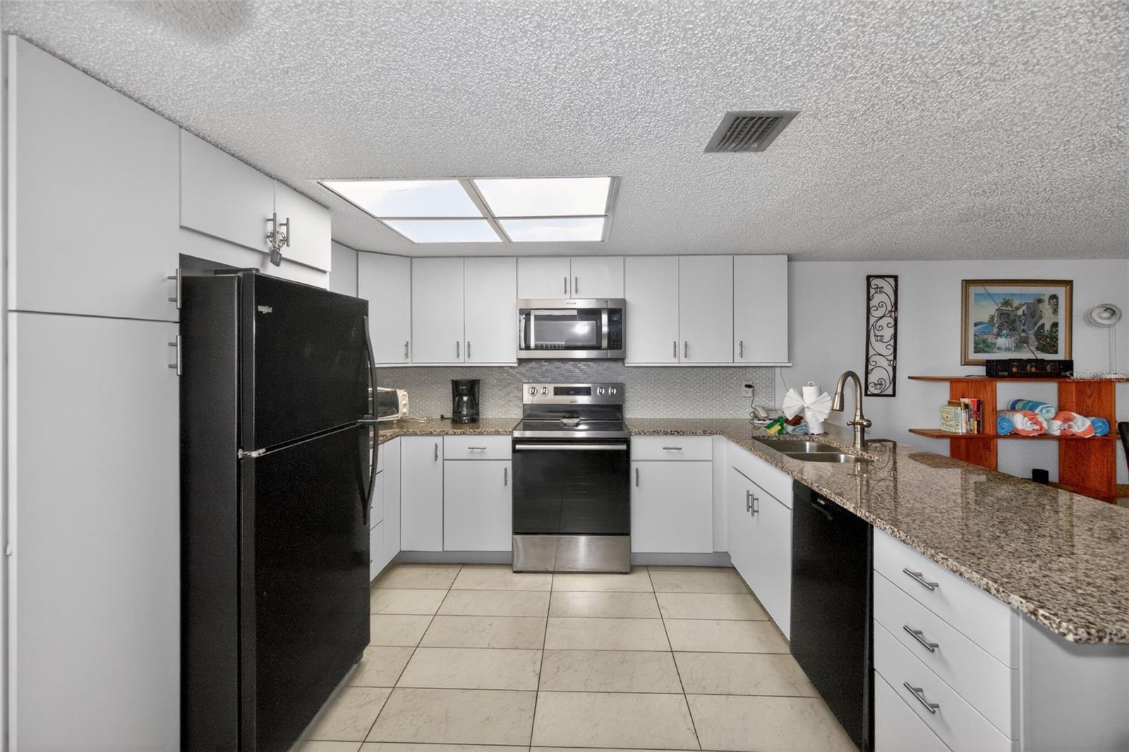 SEA CLUB OF INDIAN SHORES CONDO - Residential