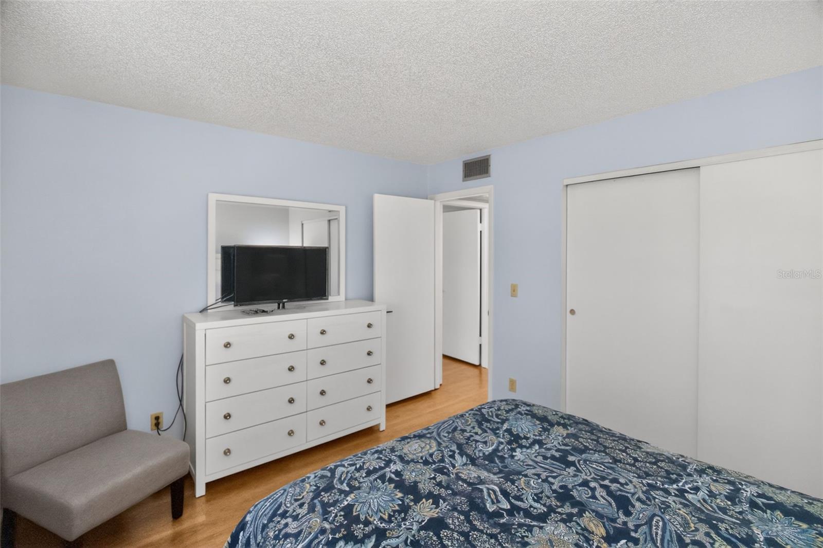 SEA CLUB OF INDIAN SHORES CONDO - Residential