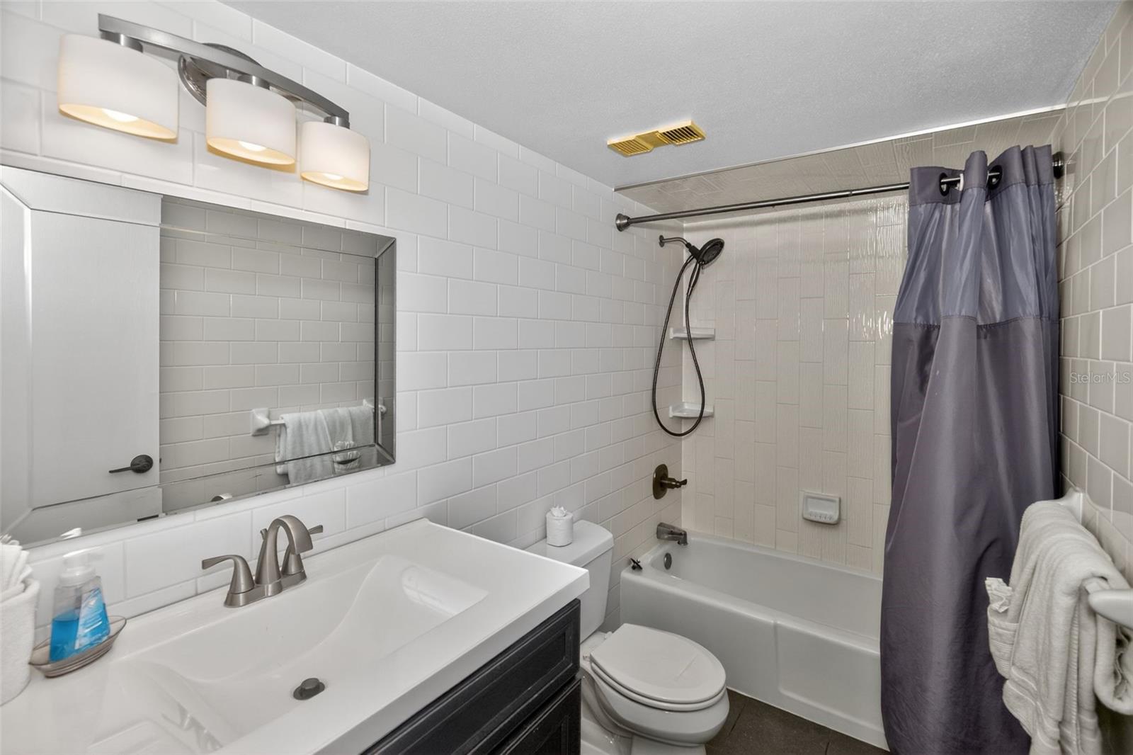 SEA CLUB OF INDIAN SHORES CONDO - Residential