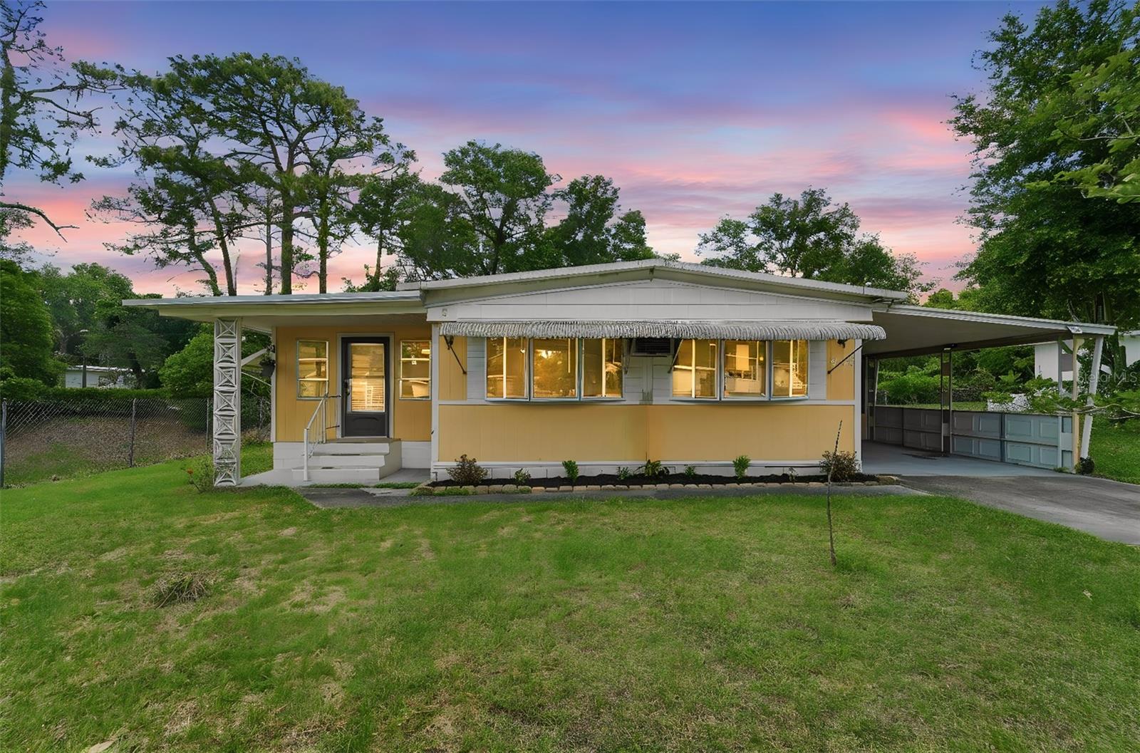WOODLAND MANOR MOBILE HOME - Residential