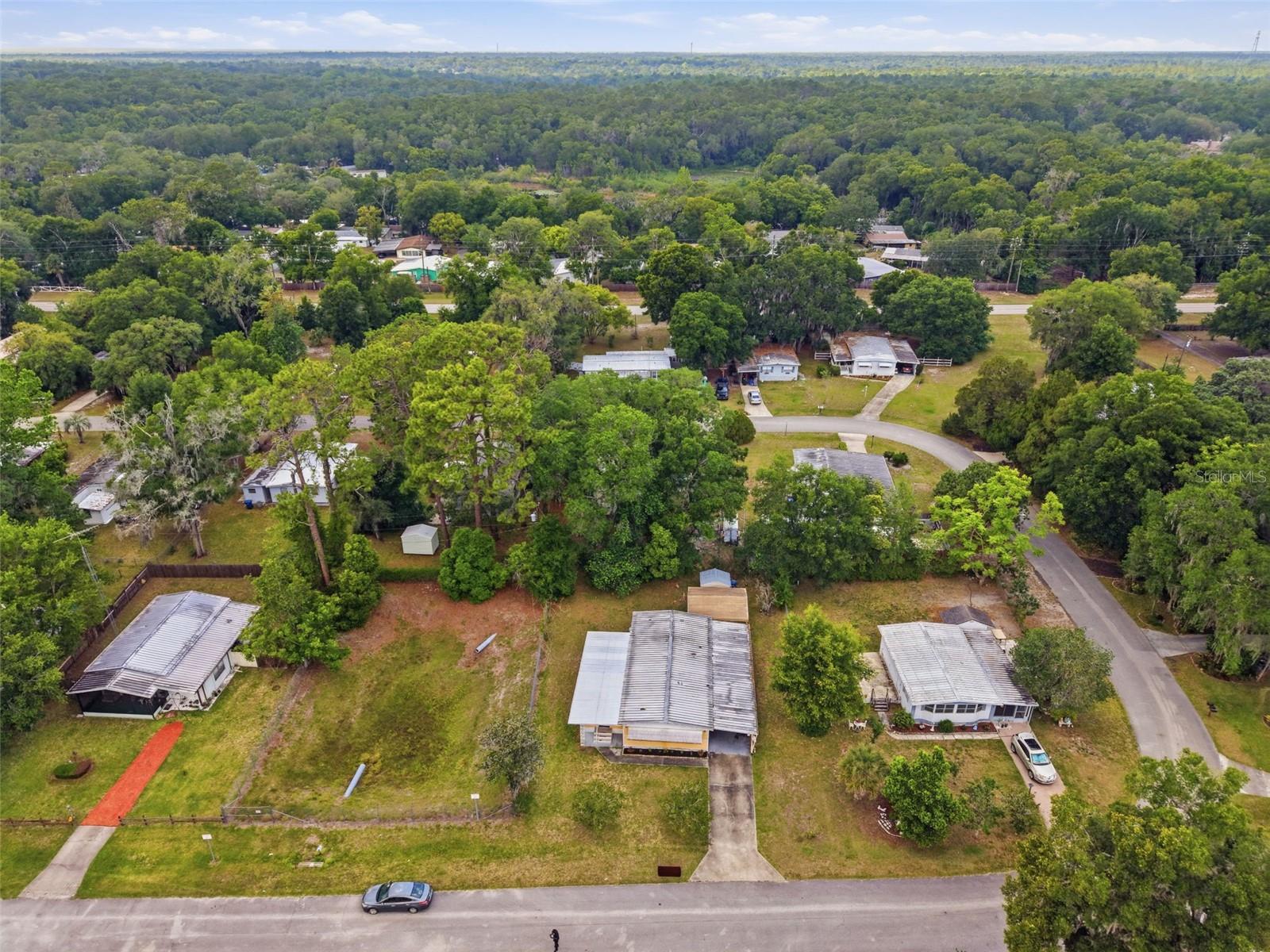 WOODLAND MANOR MOBILE HOME - Residential