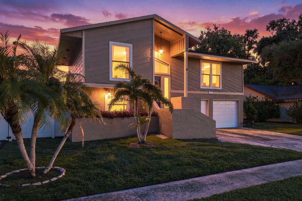 Photo of 1980 Dodge Circle, Clearwater, FL 33760 (MLS # TB8546686)