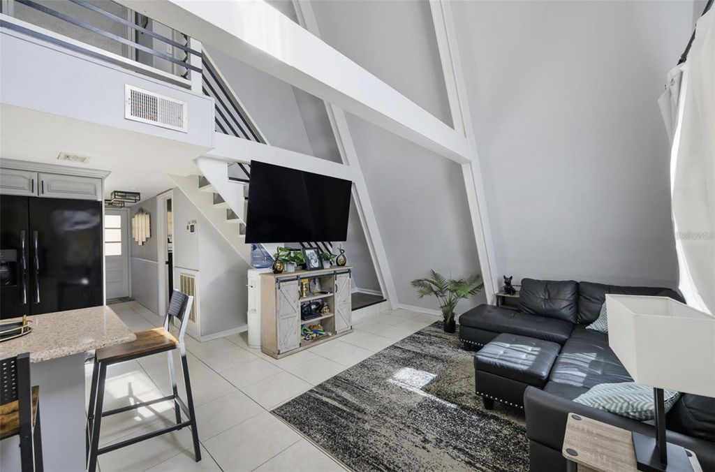 Photo of 900 Riverside Drive, Tarpon Springs, FL 34689 (MLS # A4679911)