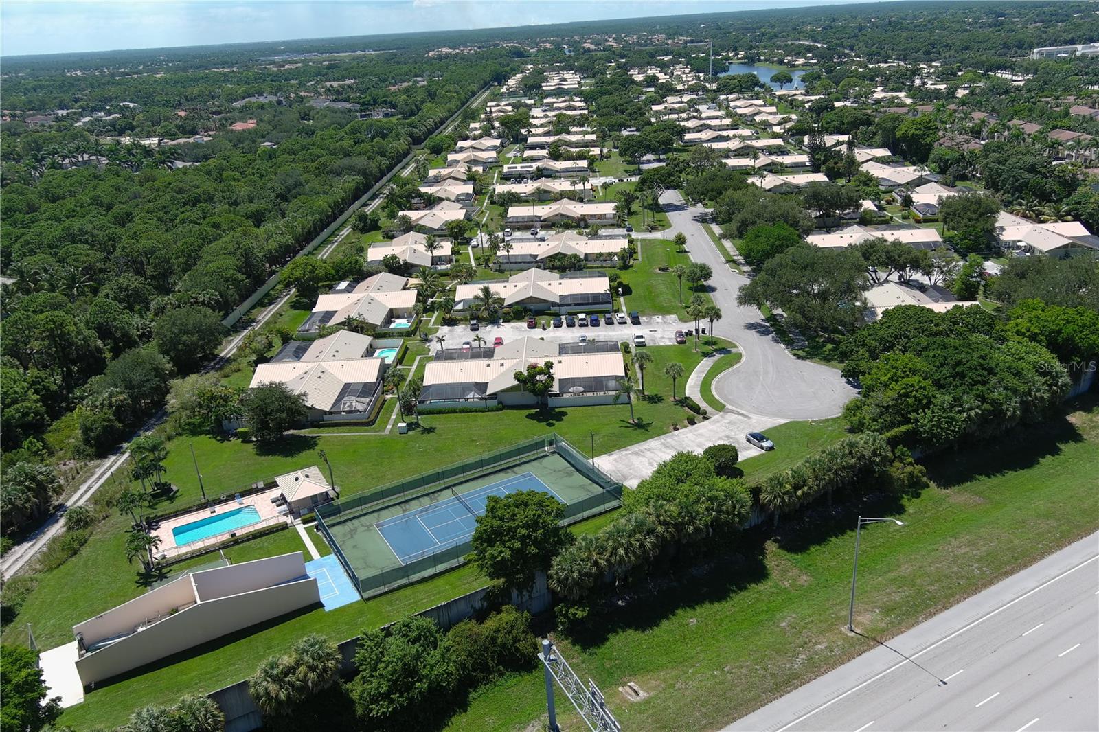 WESTWOOD GARDENS 03 - Residential