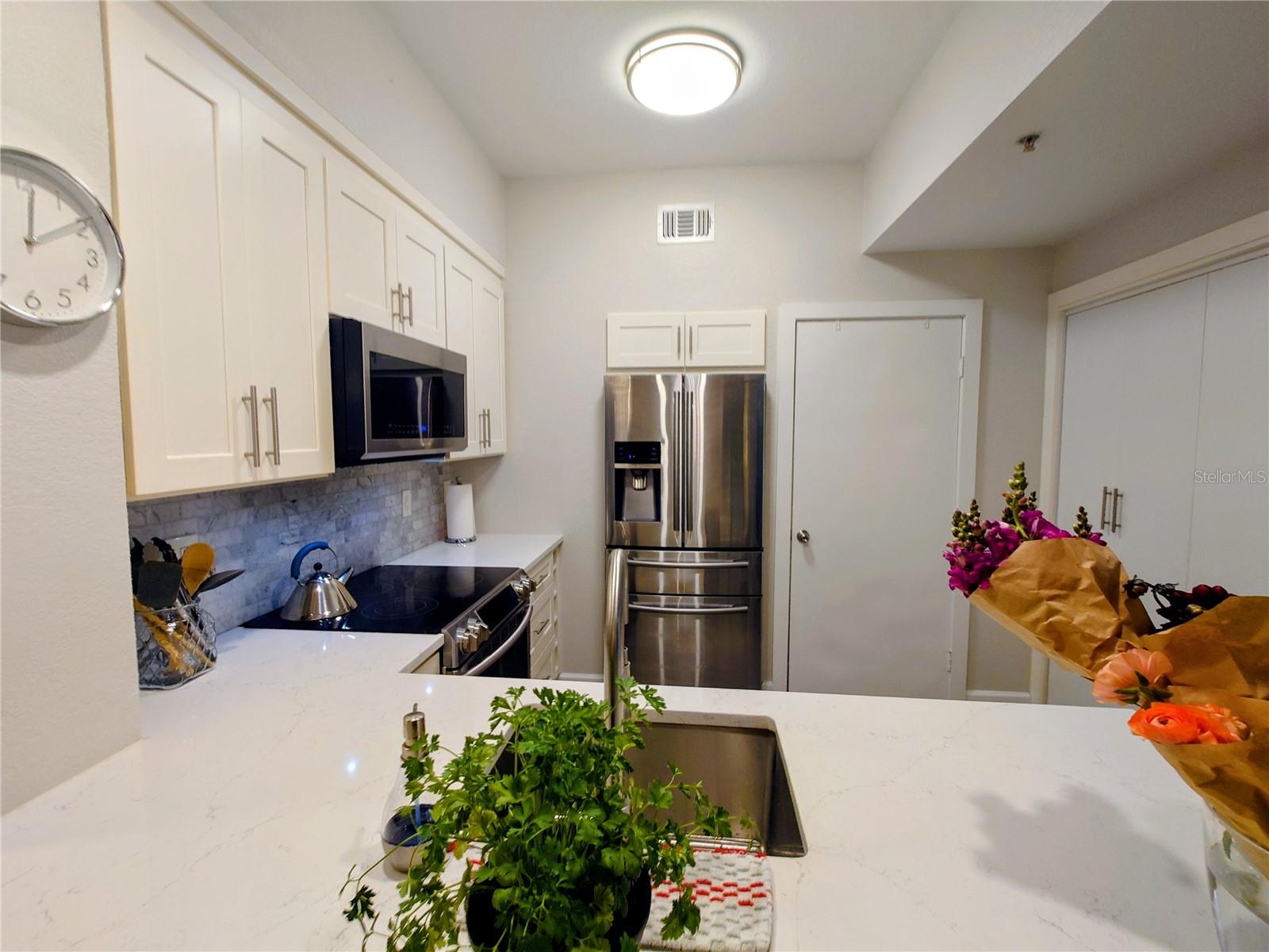 MADISON AT ST PETE - Residential Lease