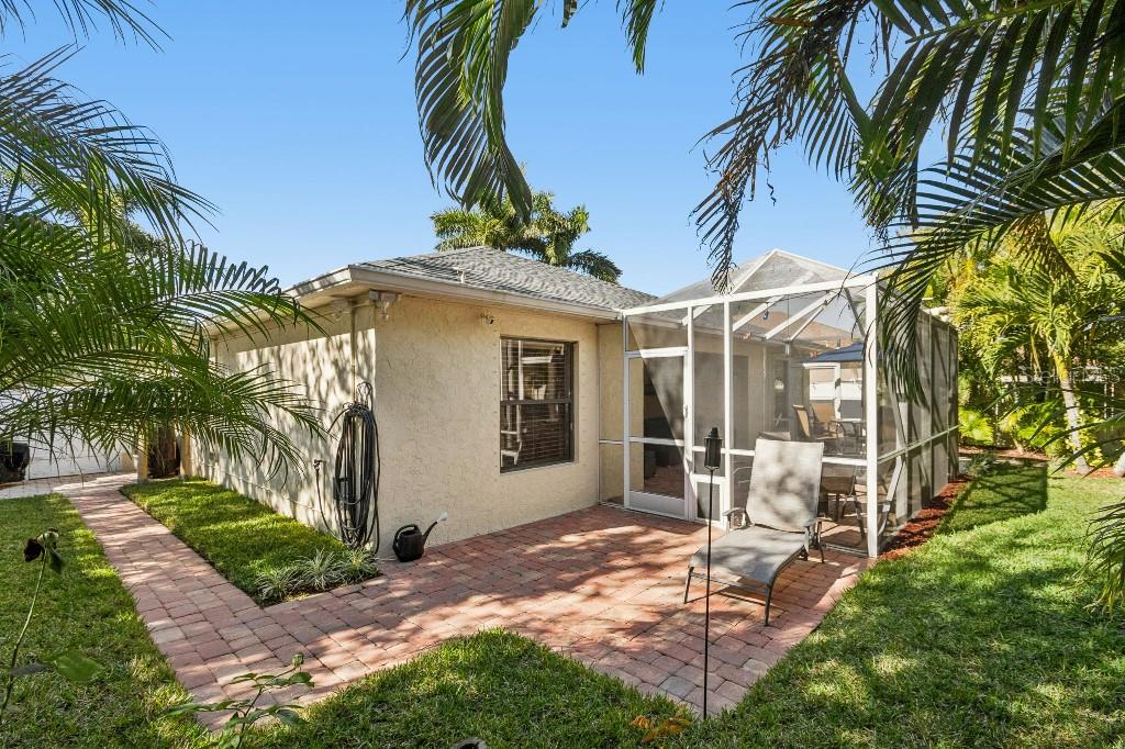 COTTAGES AT BLU VISTA - Residential