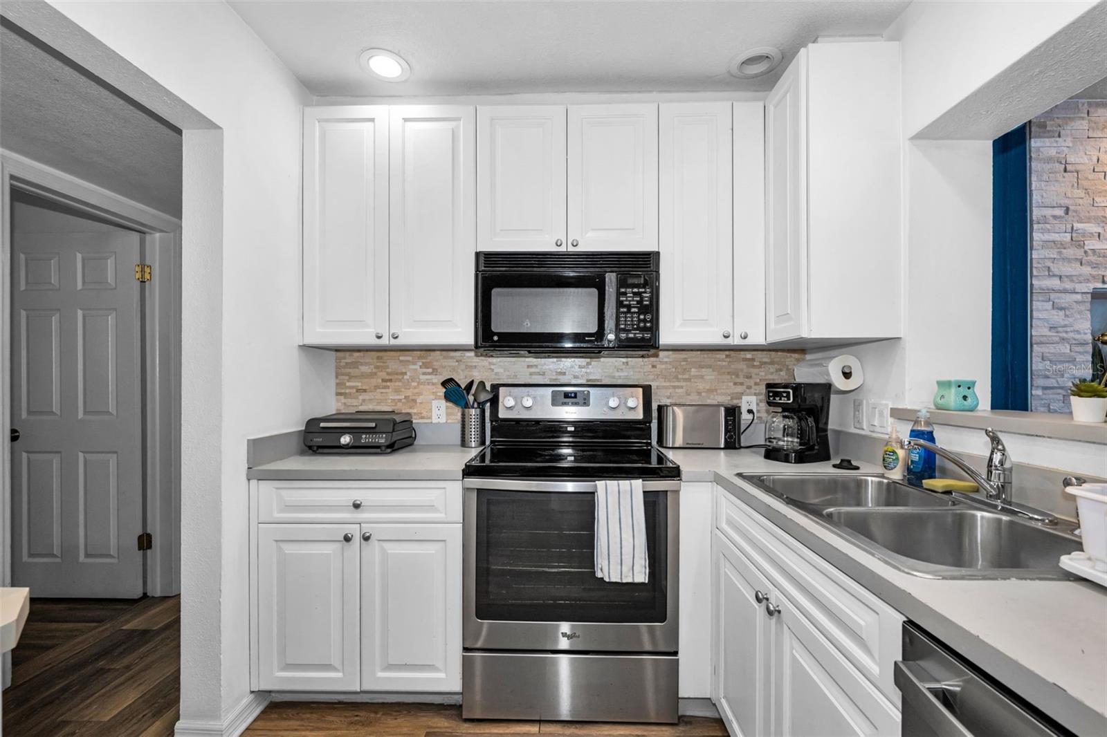 CENTRAL PARK ESTATES - Residential