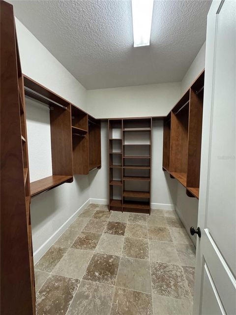 Tiny photo for 1701 SE 28th Street, Ocala, FL 34471 (MLS # OM712523)