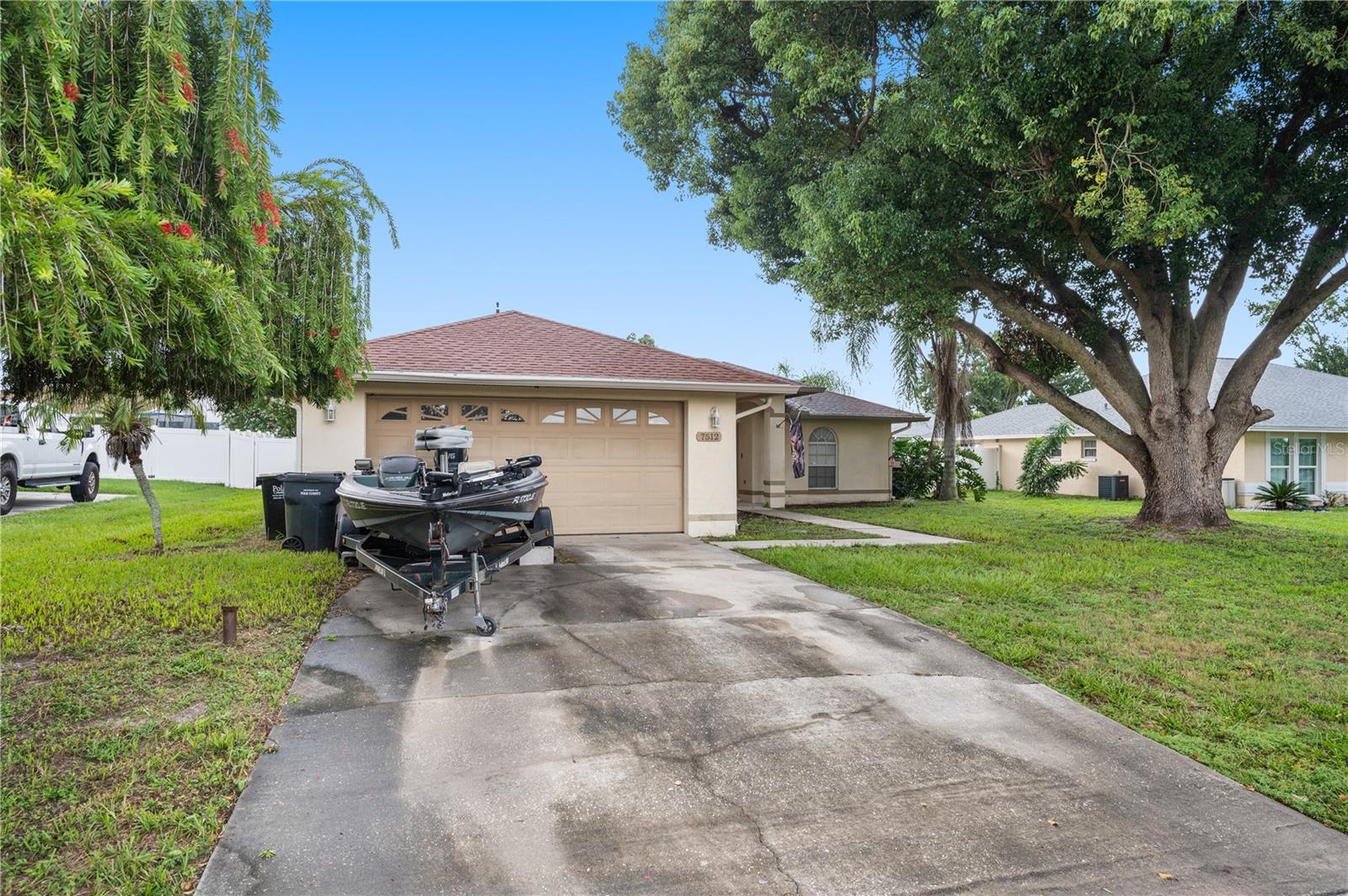 7512 FLORAL CIRCLE E