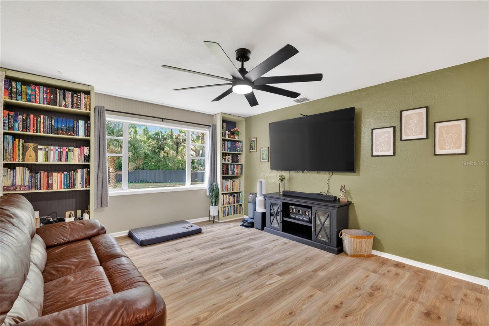 ACREAGE & UNREC - Residential