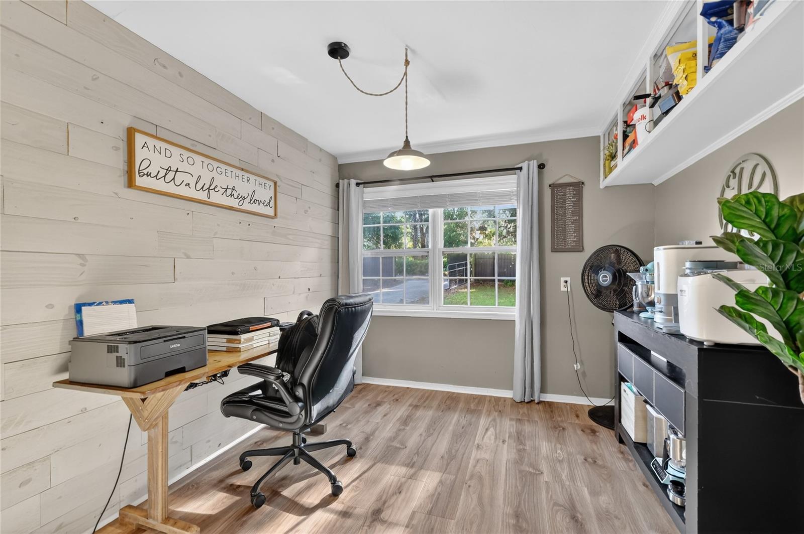 ACREAGE & UNREC - Residential