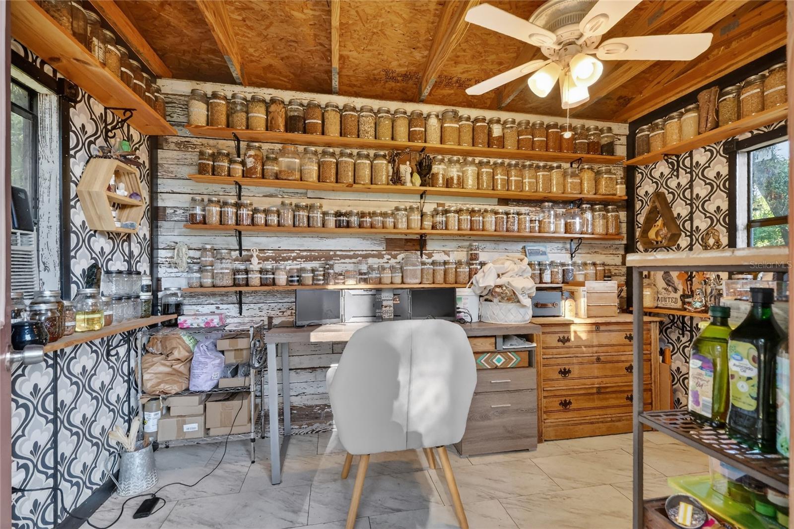 ACREAGE & UNREC - Residential