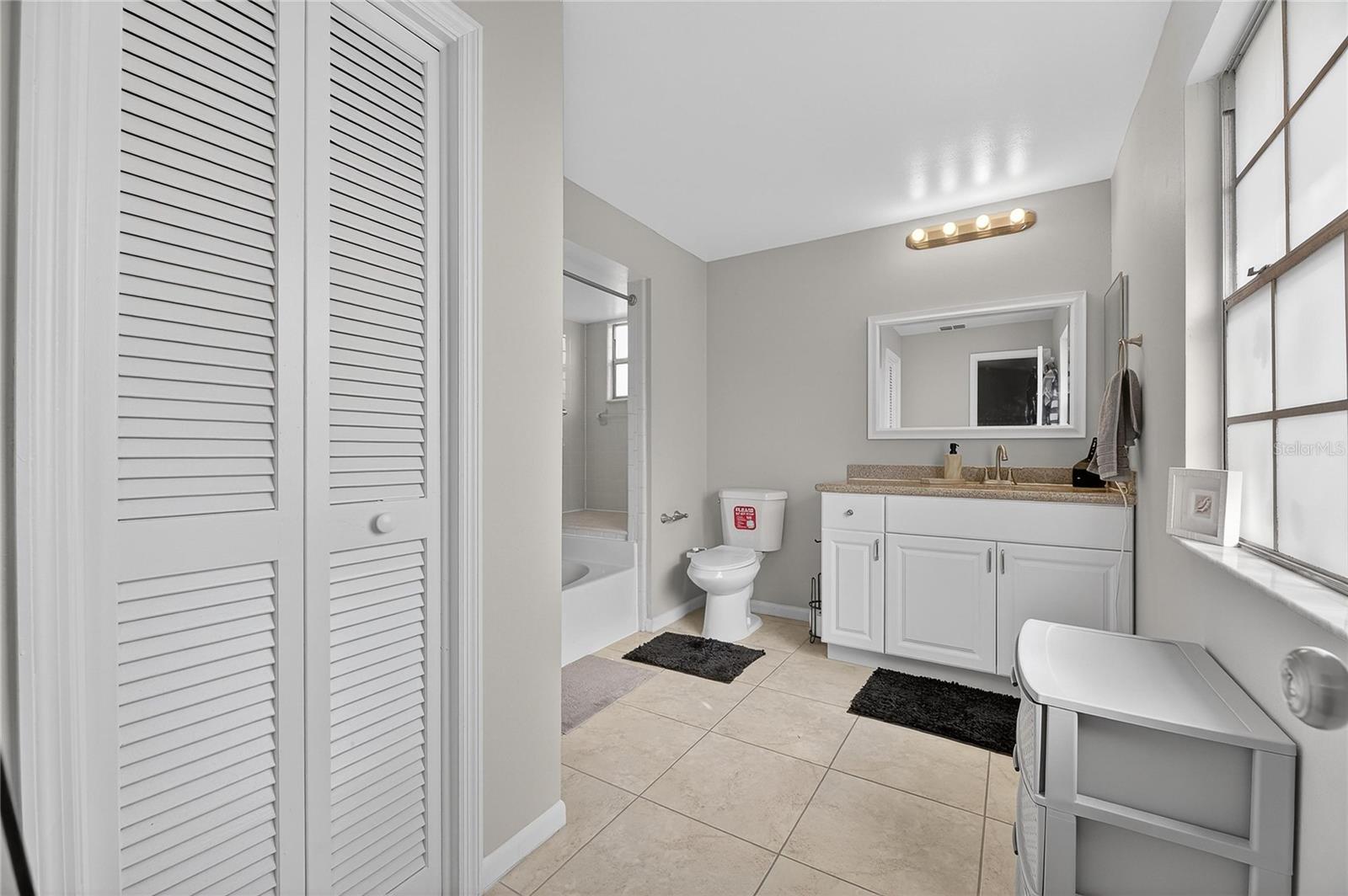 BRYAN MANOR SOUTH UNIT II - Residential