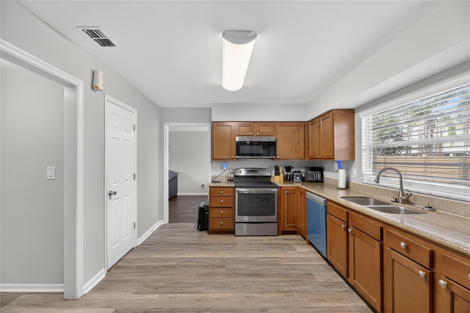 BRYAN MANOR SOUTH UNIT II - Residential