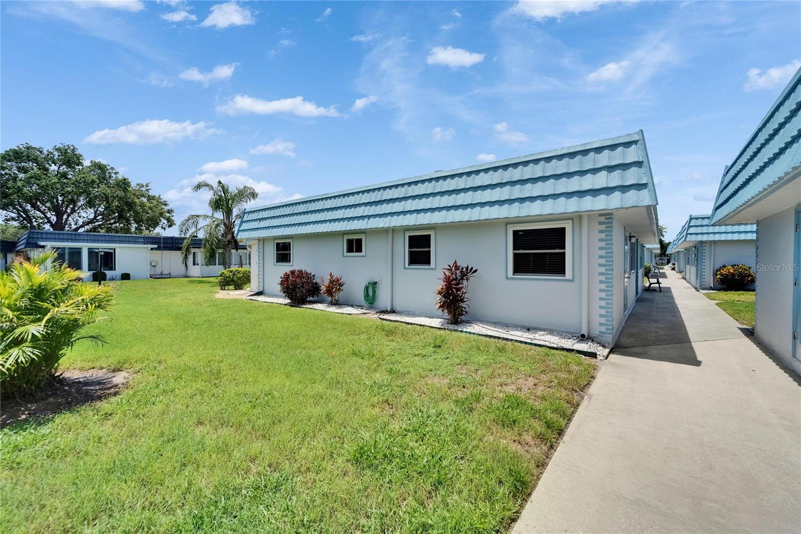 302 ANDOVER PLACE G156