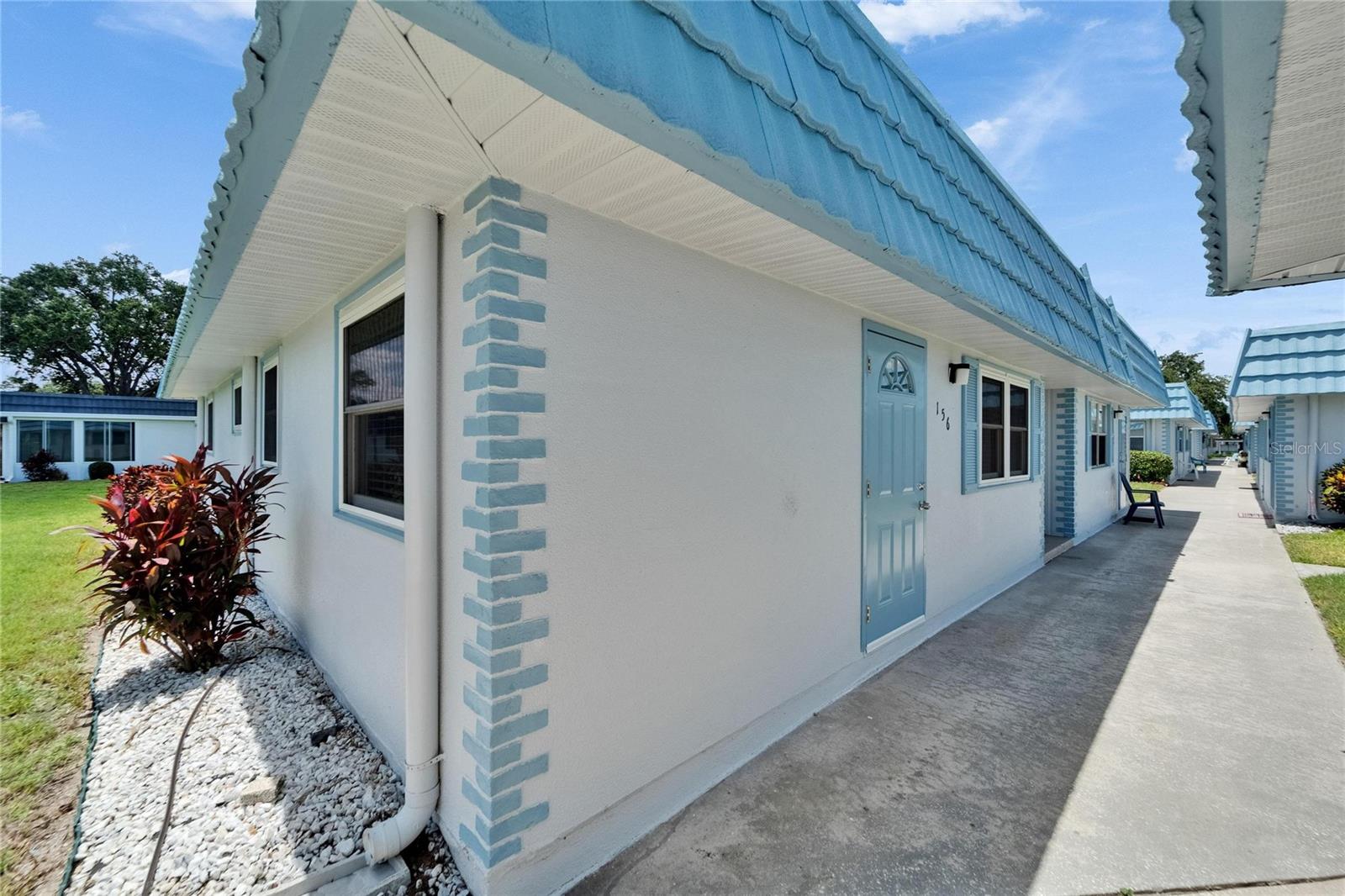 302 ANDOVER PLACE G156