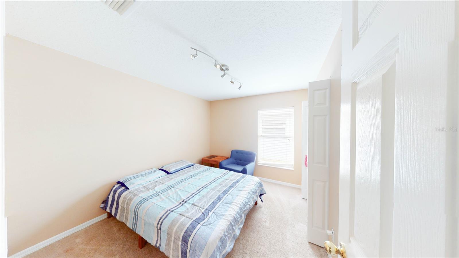 BLOOMINGDALE SEC EE PH - Residential