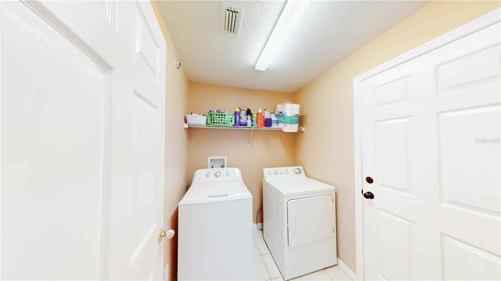 BLOOMINGDALE SEC EE PH - Residential