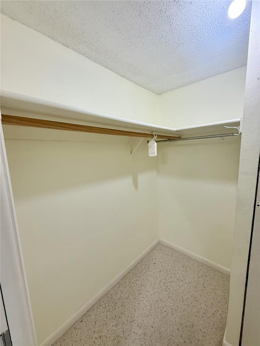 PLAZA GARDENS - Residential Lease