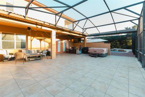 Tiny photo for 313 Crestrun Loop, Leesburg, FL 34748 (MLS # V4946139)