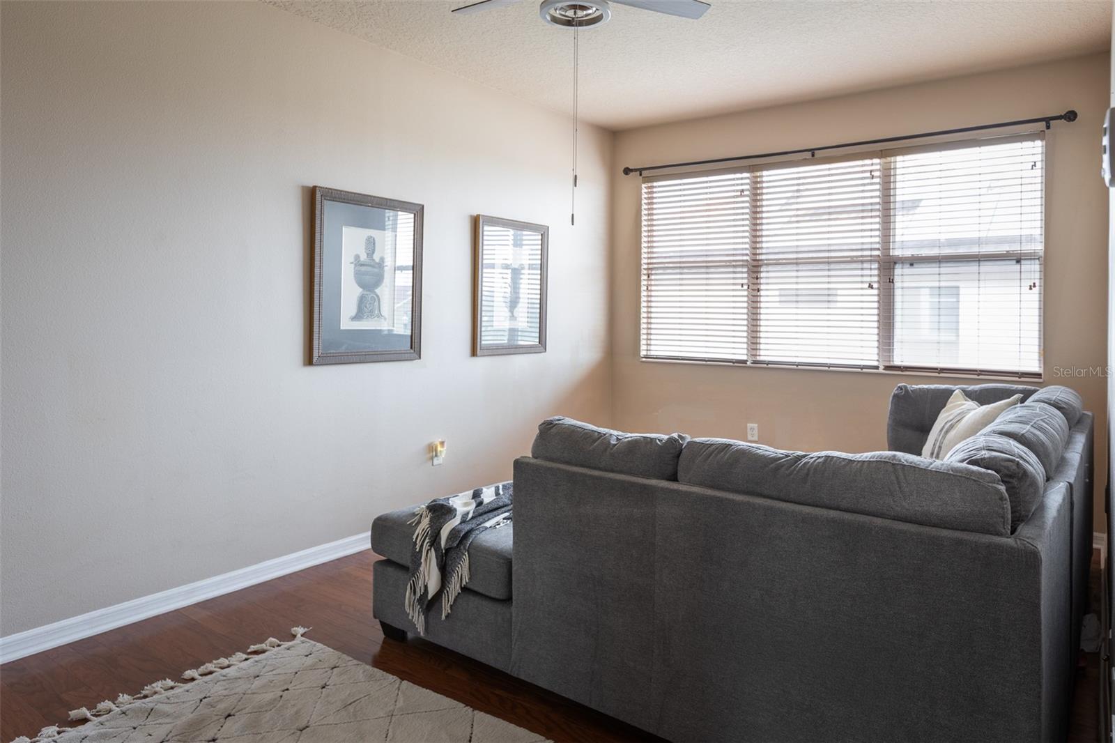 LEESBURG CRESTRIDGE AT LEESBURG - Residential