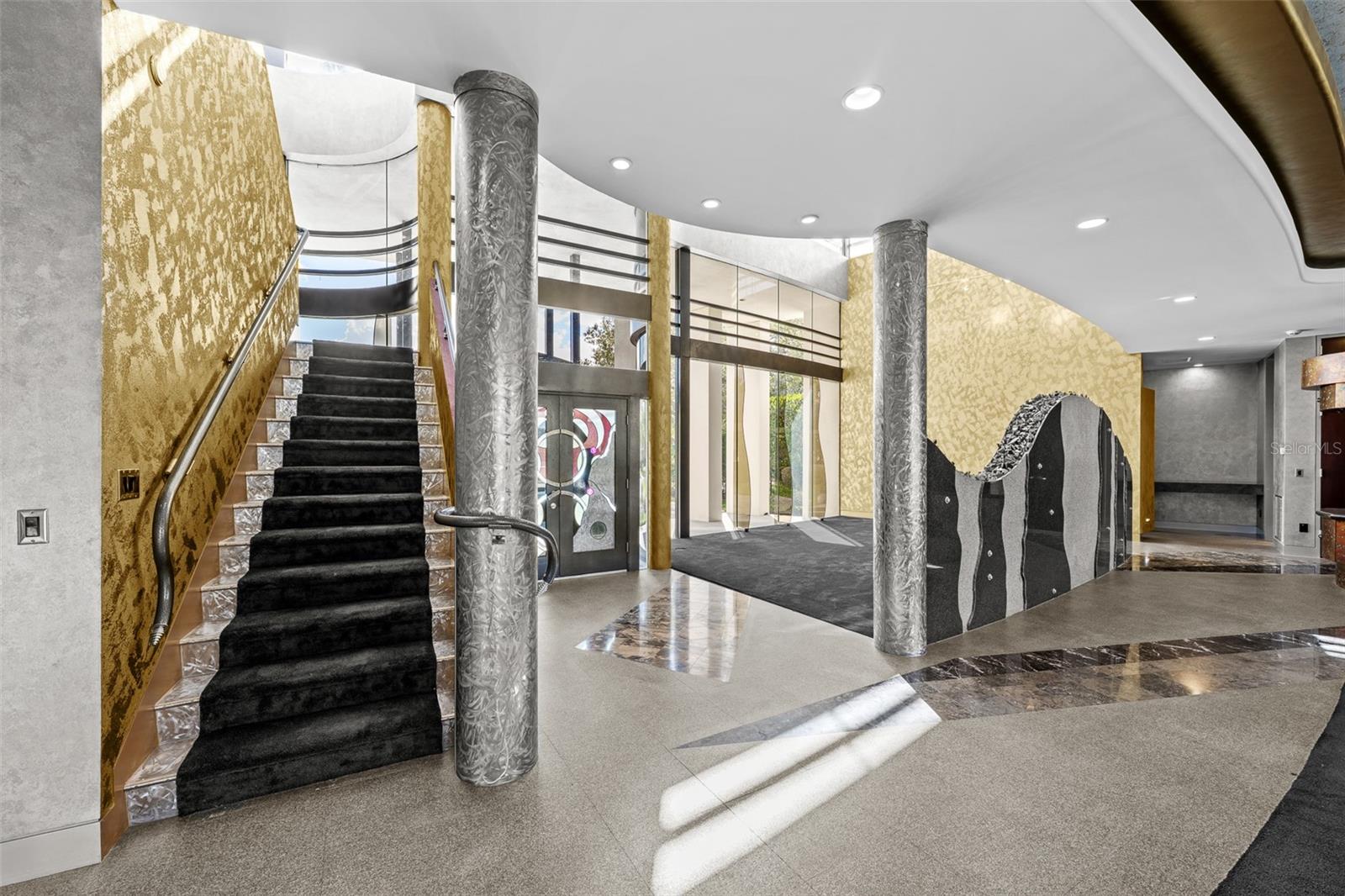 CHEVAL POLO & GOLF CL PHAS - Residential