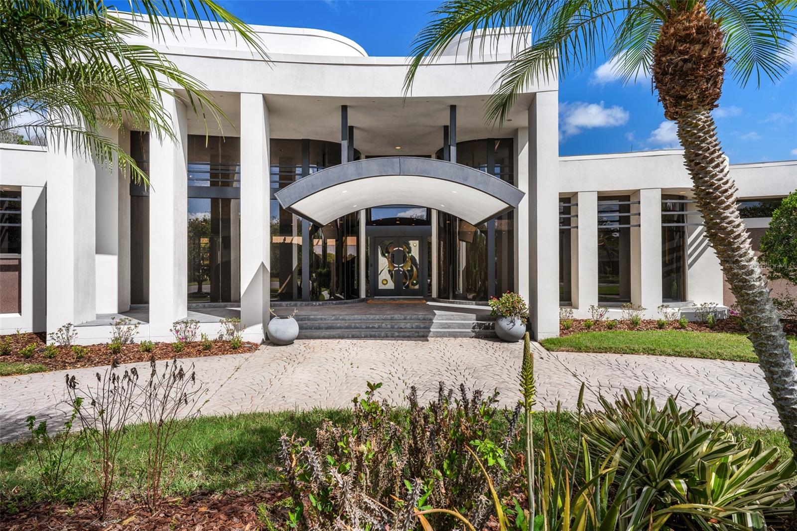 CHEVAL POLO & GOLF CL PHAS - Residential