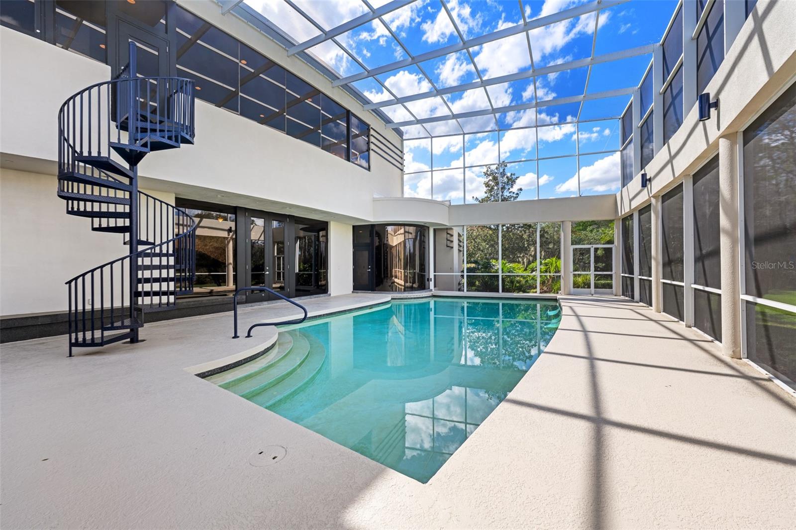 CHEVAL POLO & GOLF CL PHAS - Residential