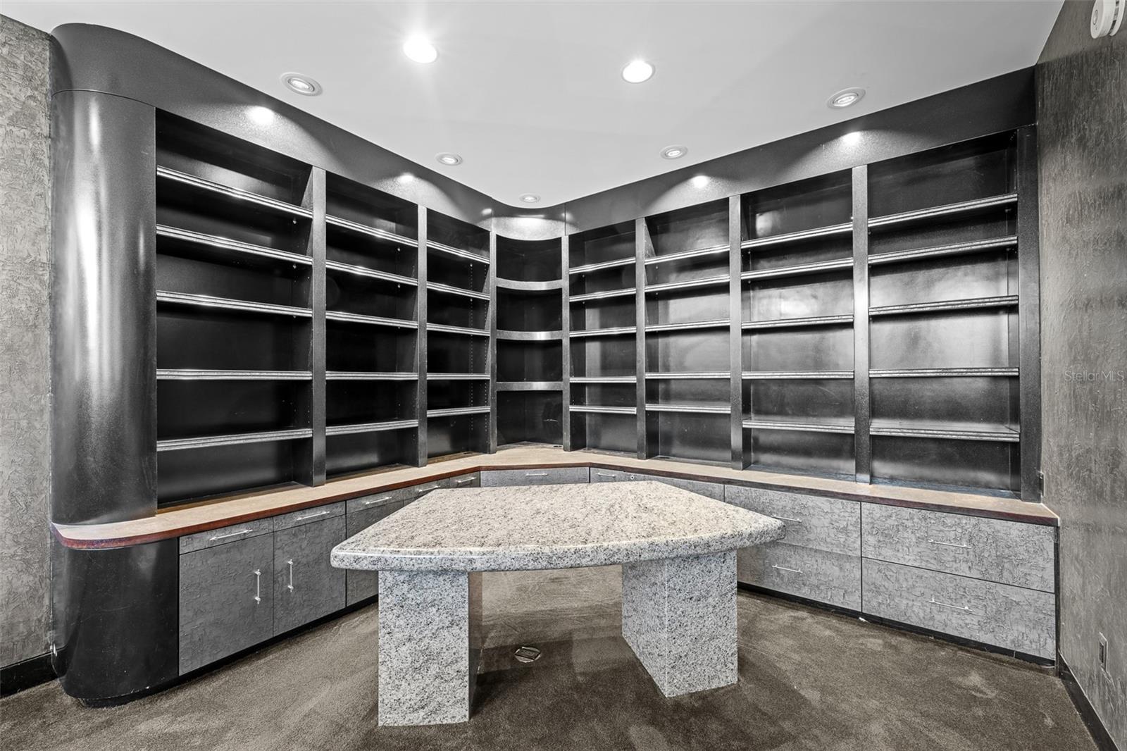 CHEVAL POLO & GOLF CL PHAS - Residential