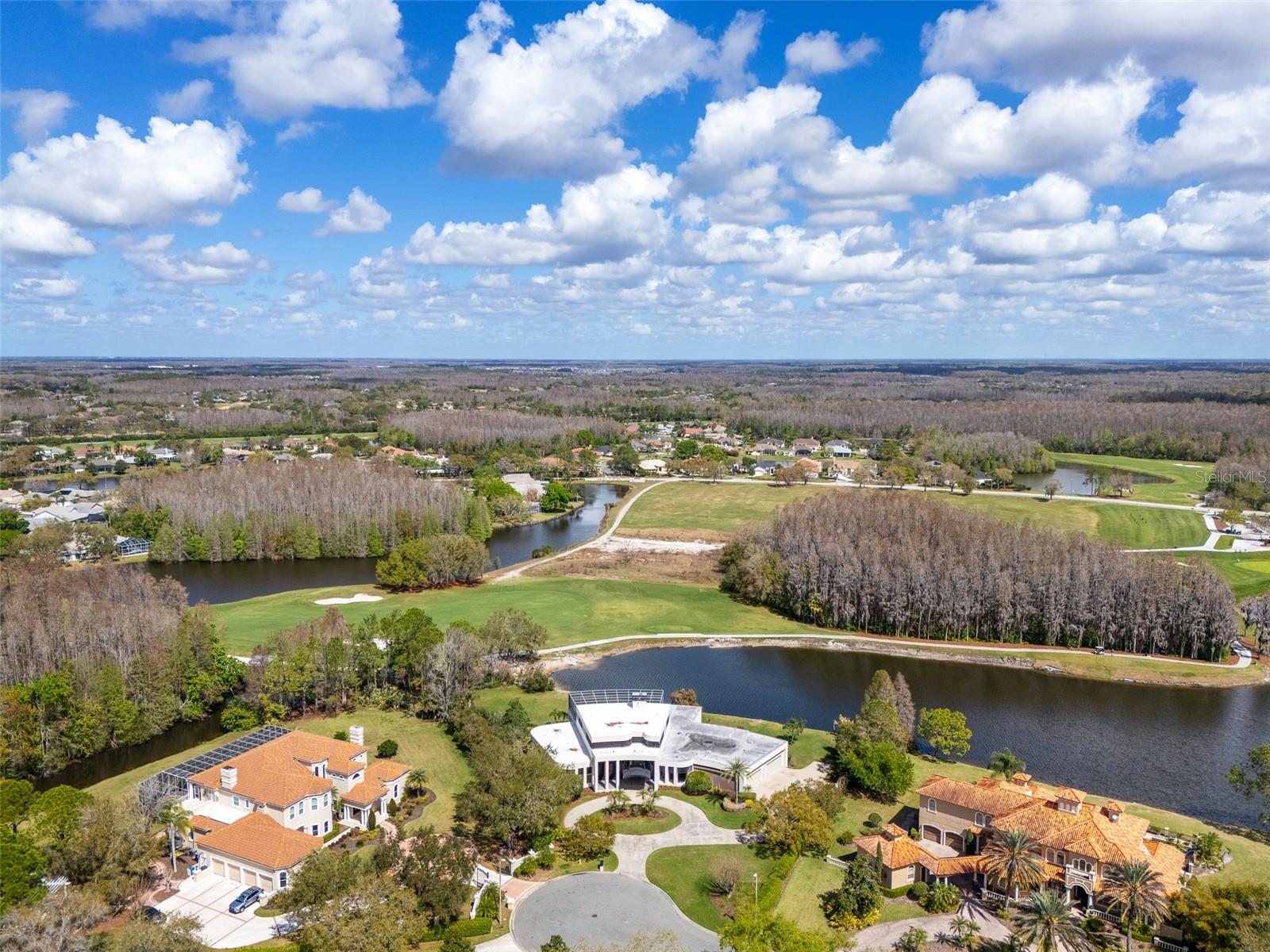 CHEVAL POLO & GOLF CL PHAS - Residential