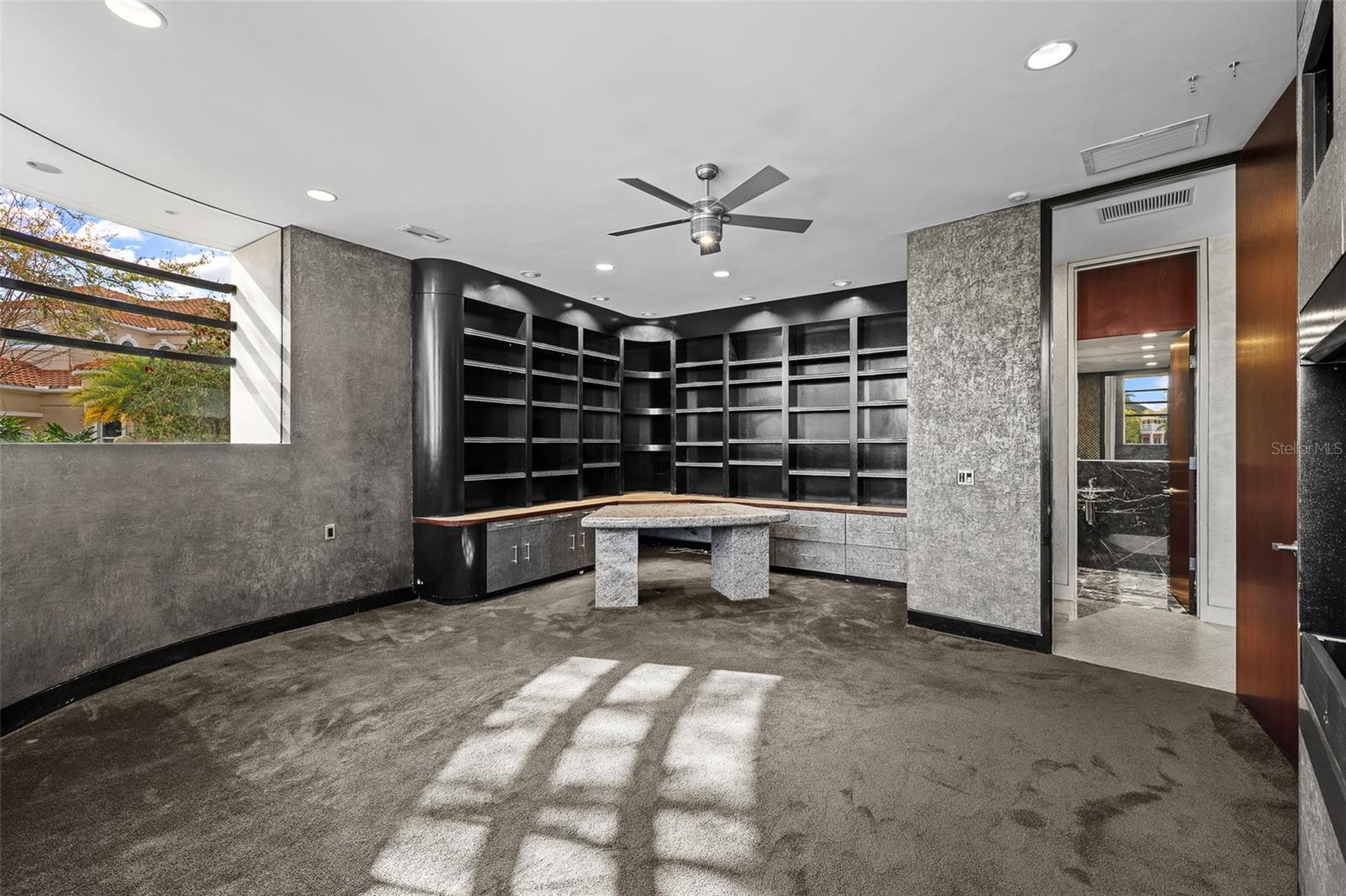 CHEVAL POLO & GOLF CL PHAS - Residential