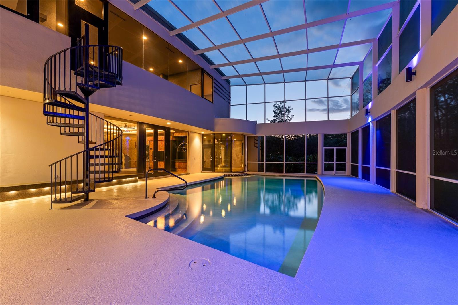 CHEVAL POLO & GOLF CL PHAS - Residential